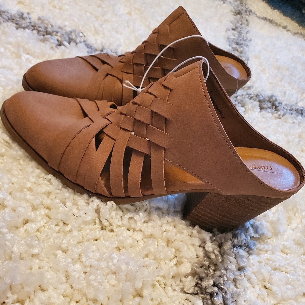 Final price! Size 8 open back slip on heel mule